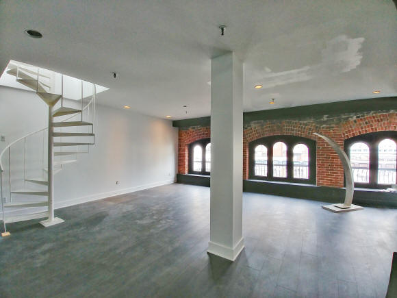 65 Rue St Paul Penthouse Condo for sale in Old Montreal